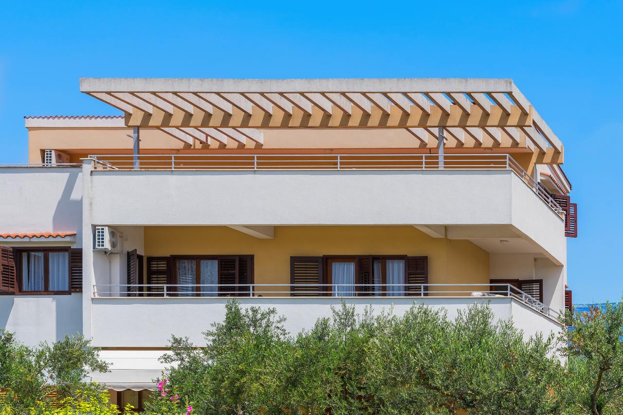 Apartment Promona Drniš Exterior foto
