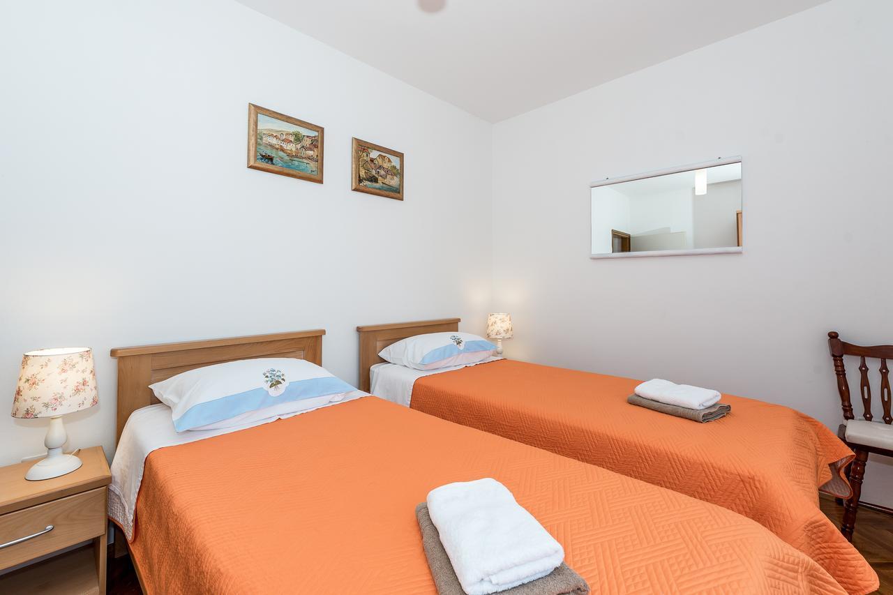 Apartment Promona Drniš Exterior foto