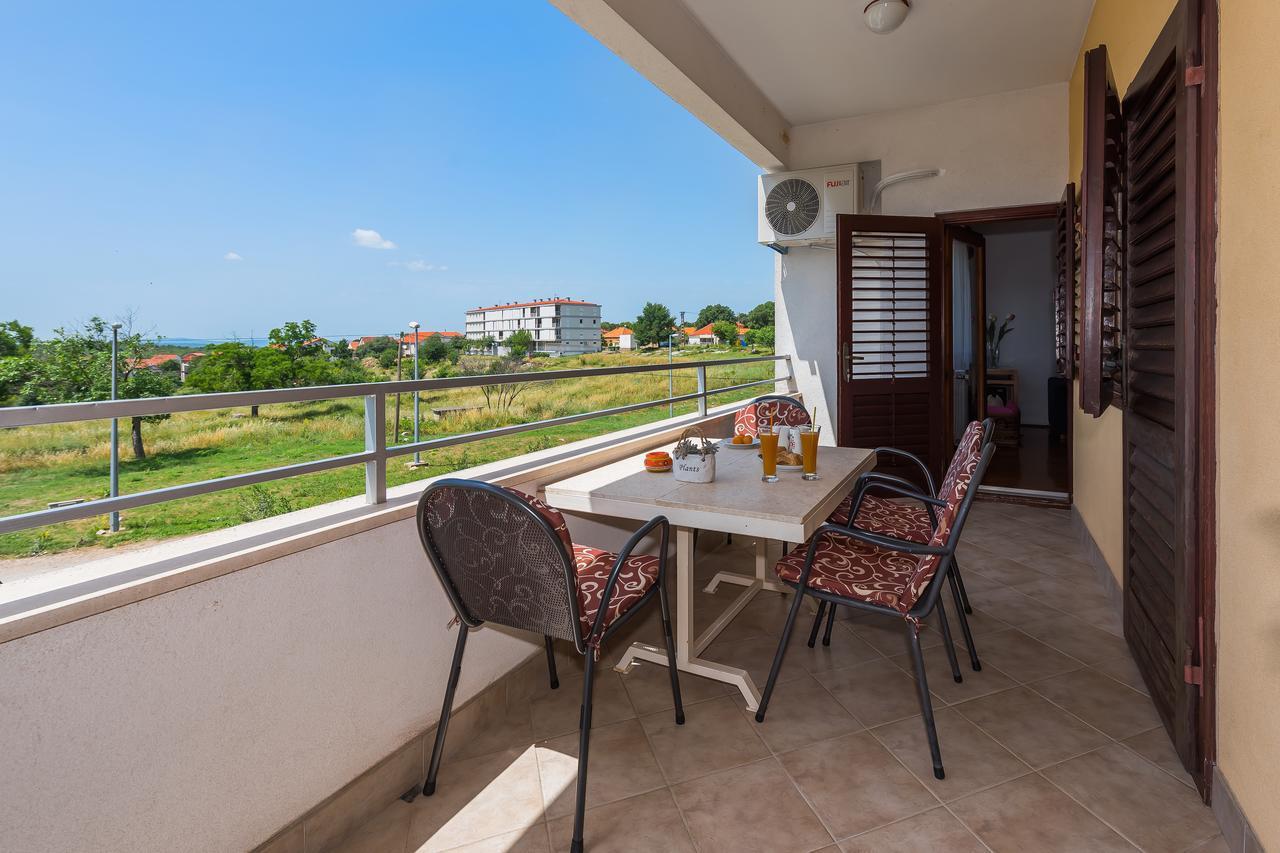 Apartment Promona Drniš Exterior foto